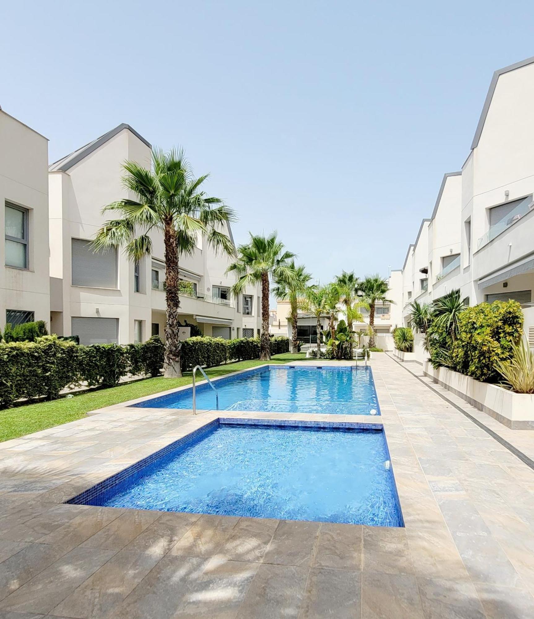 또레비에하 Pmt01 - Modern, Luxury With Heated Pool 아파트 외부 사진